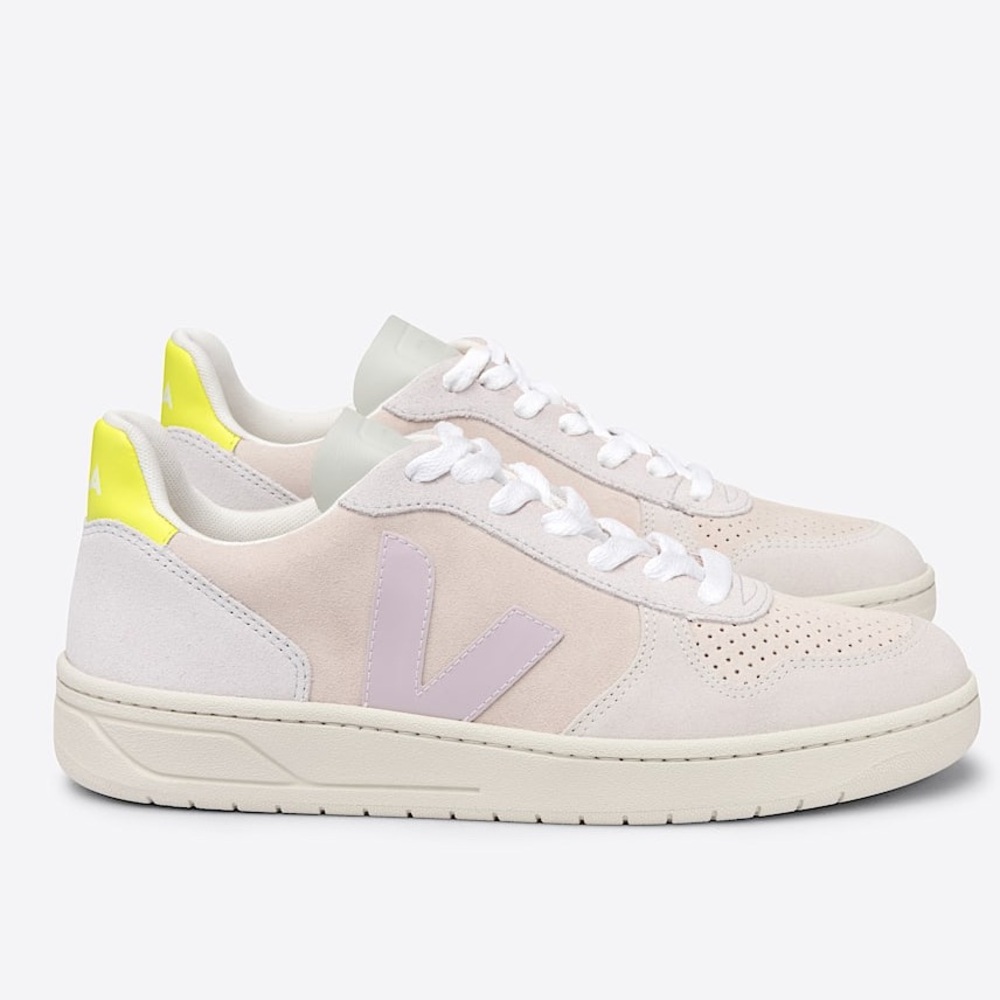 Veja V10 suede beige/multicolor sneakers